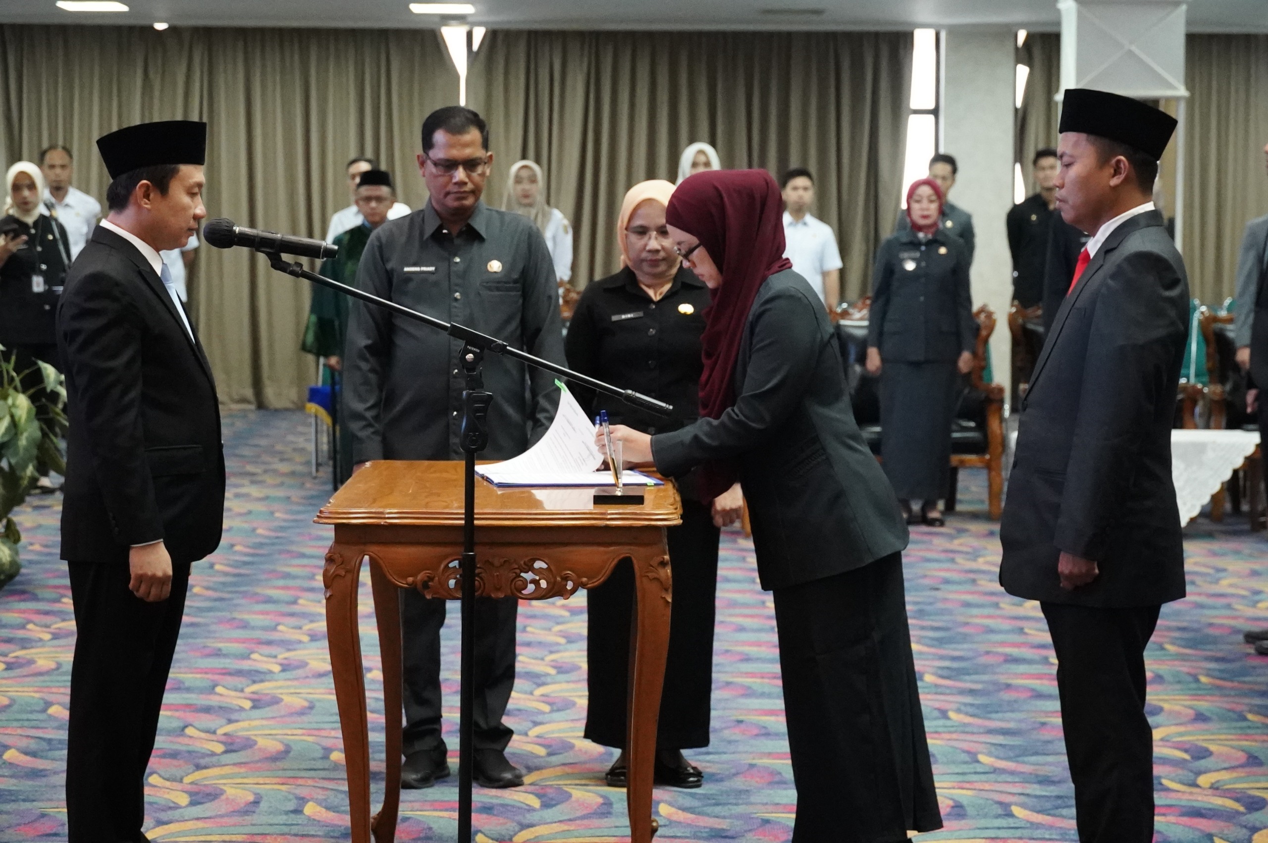 Sekdaprov Lampung Lantik Pejabat Administrator dan Pengawas di Lingkungan Pemprov Lampung